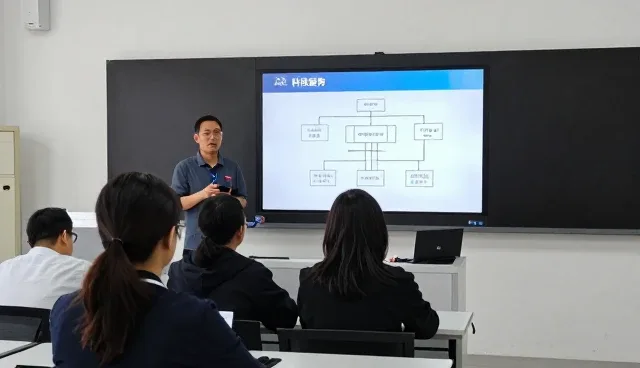如何选择适合科技服务的人工智能解决方案？