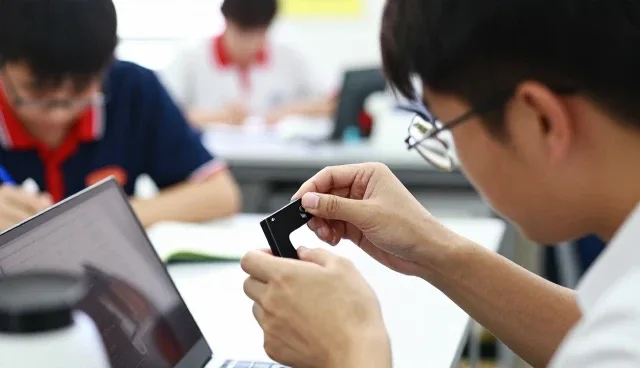 深圳留学之家教育科技有限公司展示艺术兴趣班应用成果