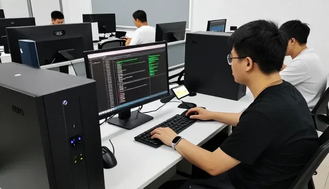 云存储服务技术如何影响信息技术变化