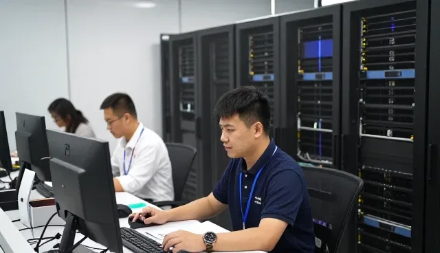 重庆曼雅傲创信息科技有限公司介绍小程序开发服务案例